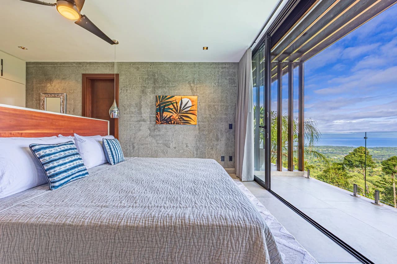 A True Estate Beyond Compare, Ocean Views For Miles: Mountain House For Sale in Uvita - photo 57