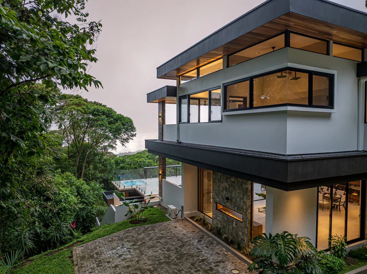 Casa Koules: Architectural 5-Bedroom Oceanview Estate in Prestigious Costa Verde Estates - photo 73