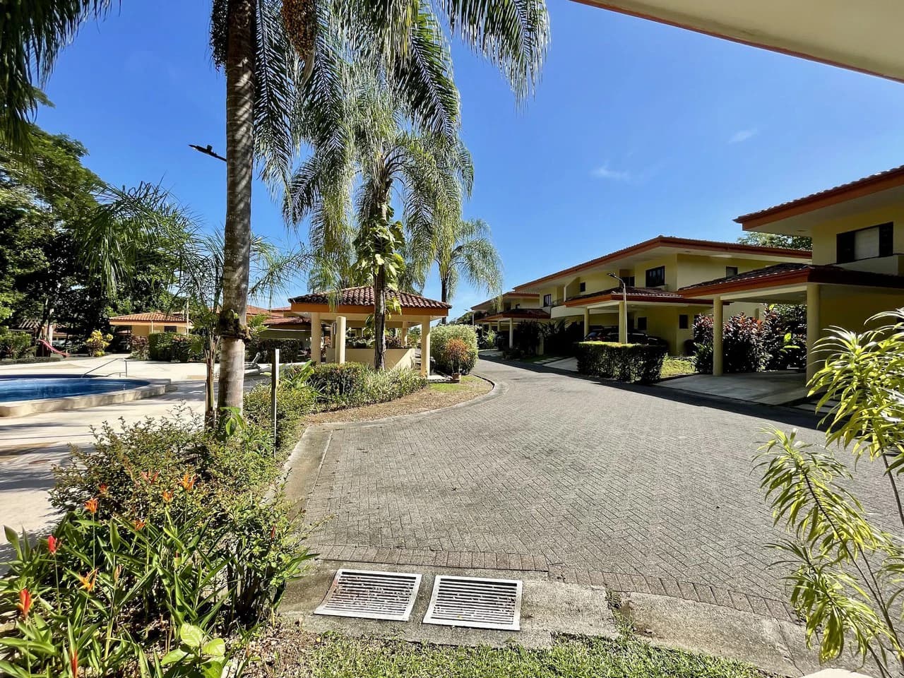 Your Ideal Townhouse in Sitio de Ensueño, Garabito ️ Costa Rica - photo 12