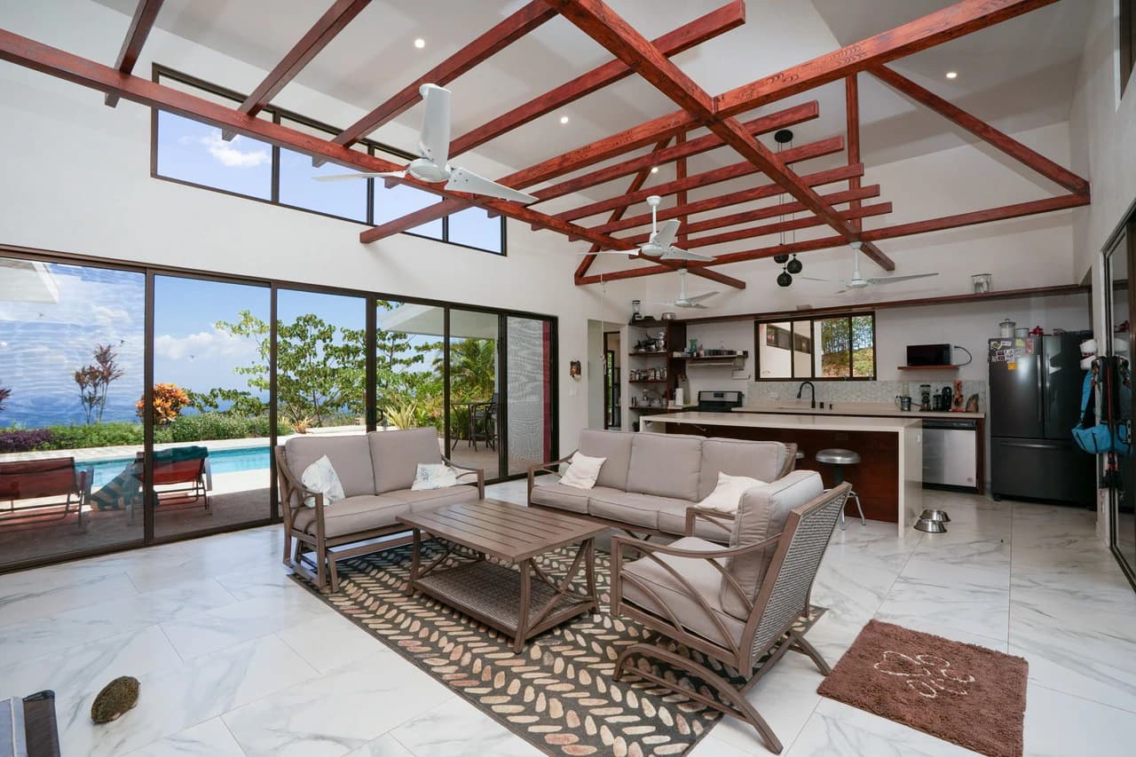 casa pacific: Exclusive Listing | Modern Ocean View Living in carrillo - photo 3
