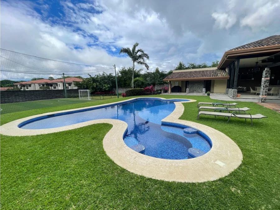 Exclusive Luxury Residence in Gated Community – Brasil de Santa Ana - photo 38