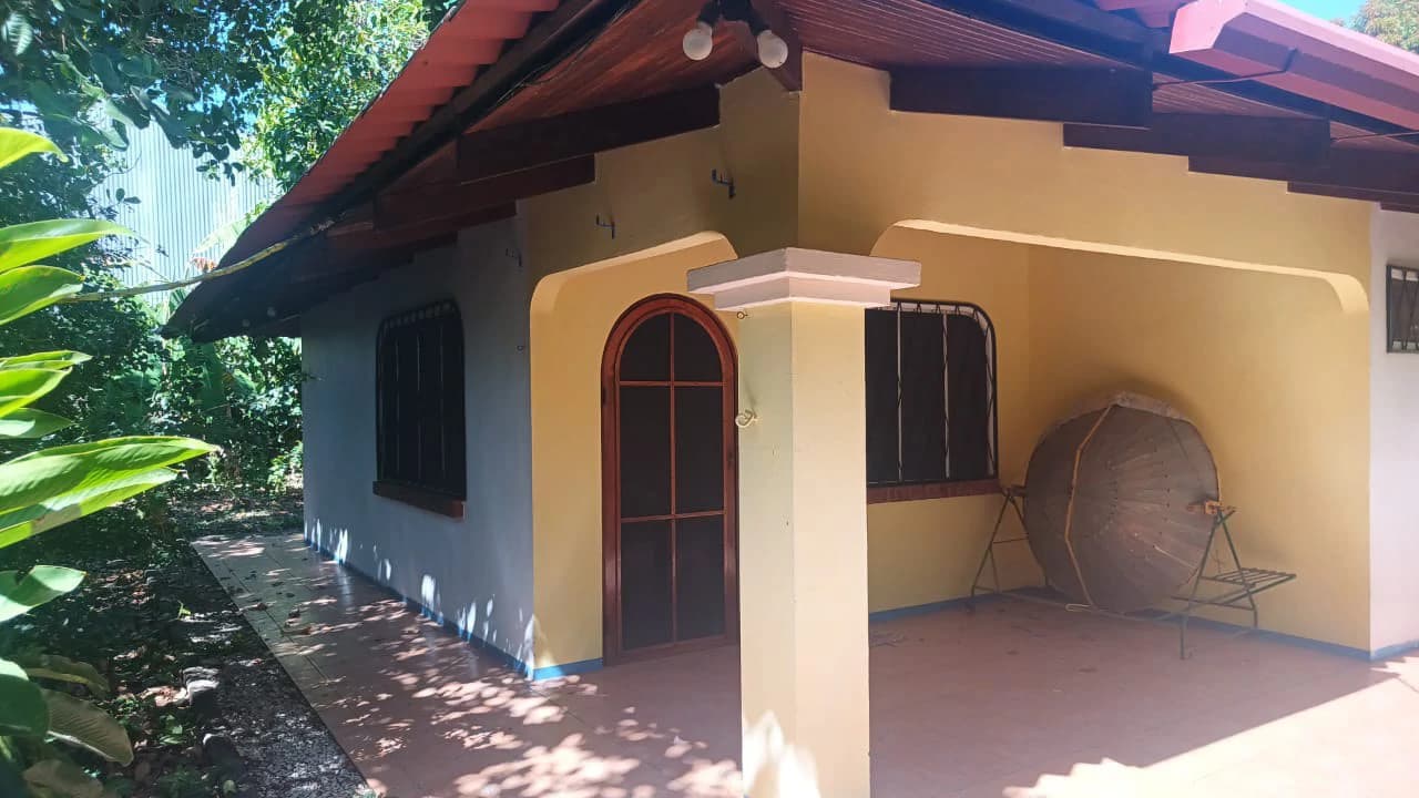 Private Home with Apartment, Pool, and Tropical Garden for Sale in Playas del Coco - photo 20