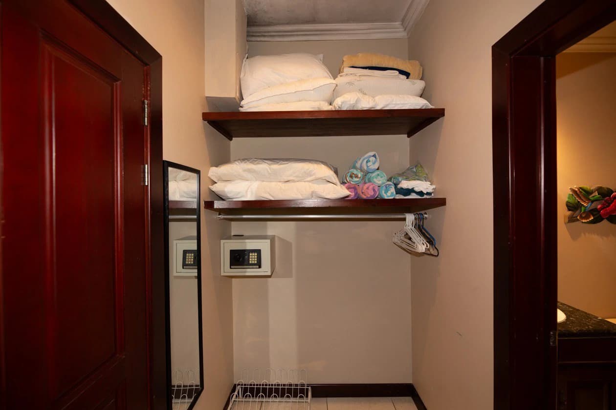 Fantastic Casa Paraiso Azul: In Demand Community in Bejuco, just 400 yards from the beach! - photo 30