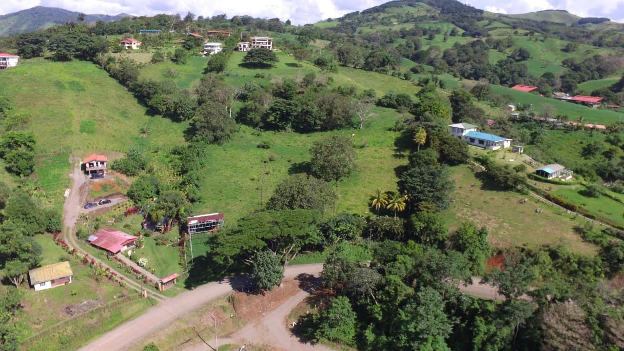 BAHIA PESCADORA: Lakefront and Countryside Home Construction Site For Sale in Nuevo Tronadora - photo 8