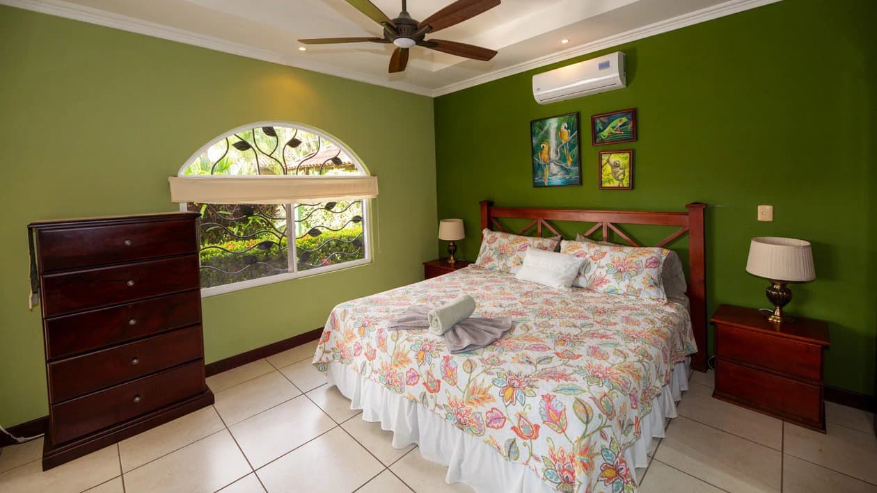 Fantastic Casa Paraiso Azul: In Demand Community in Bejuco, just 400 yards from the beach! - photo 10
