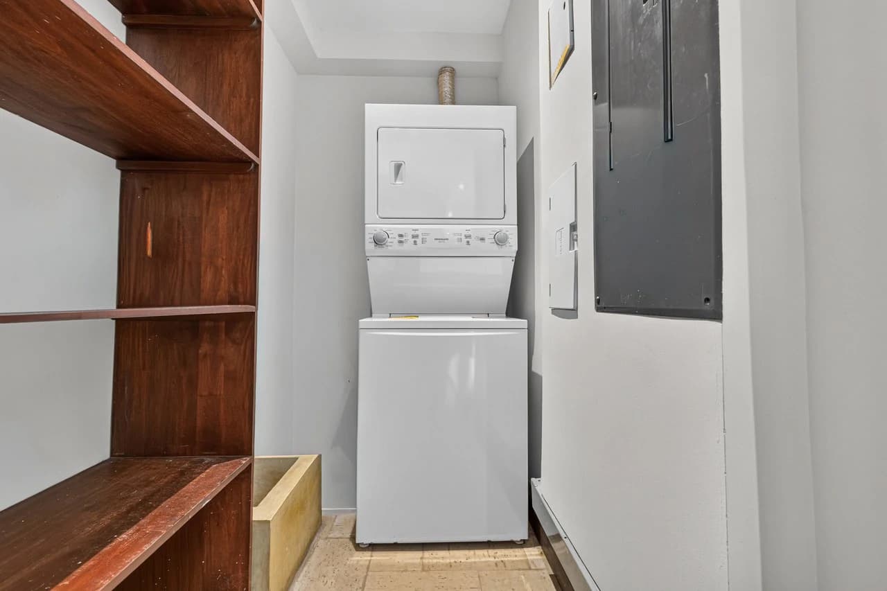 16 Avenida La Antigua: Renovated Turn- Key Living in the Heart of Las Catalinas - photo 20