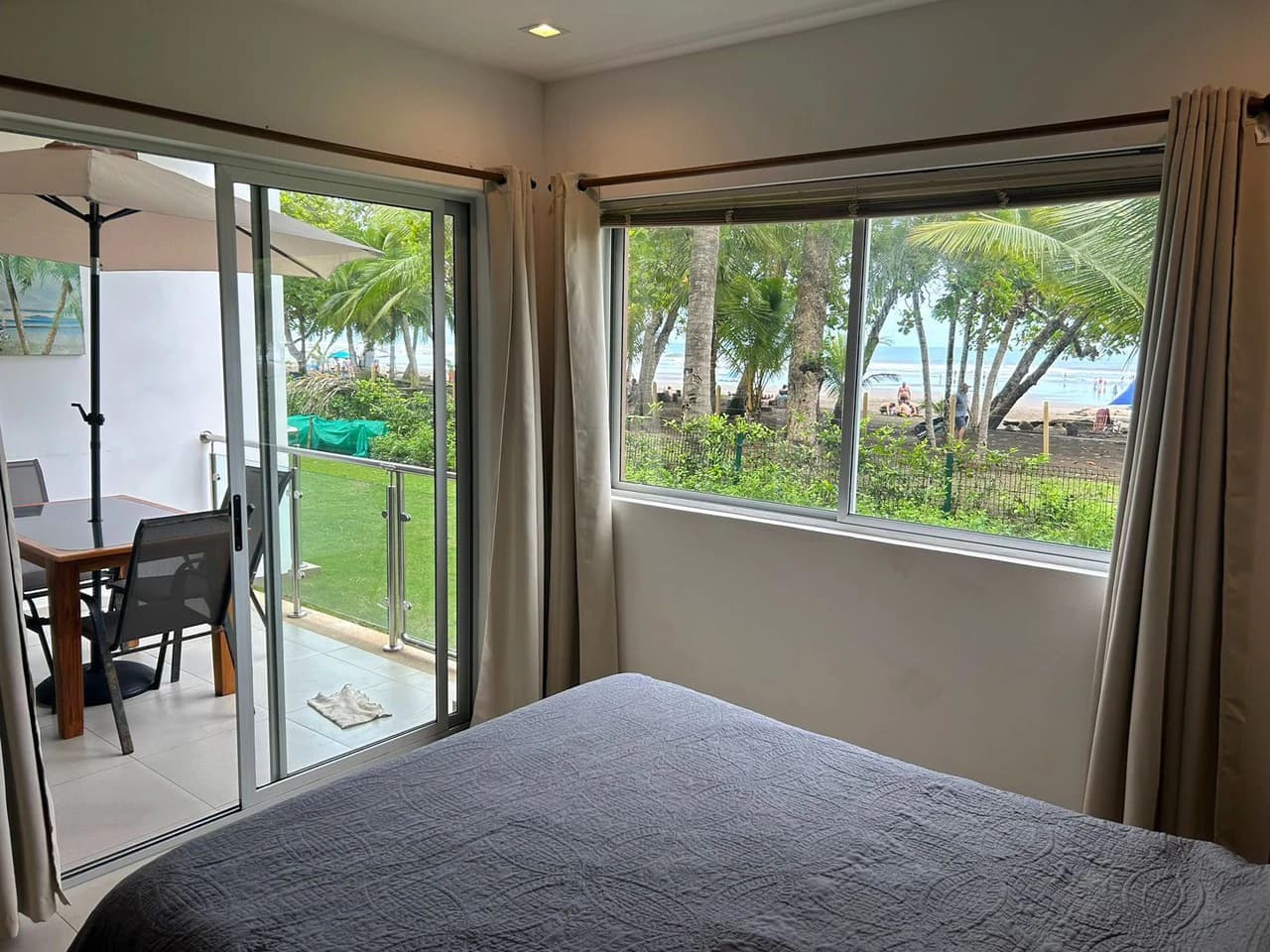 Playa Bejuco, Puntarenas, Costa Rica.: 2 bedroom, 2 bath ocean front apartment - photo 10