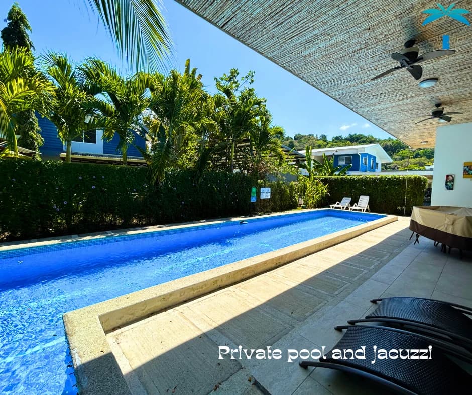 Beach-house for sale in gated community Puntaleona