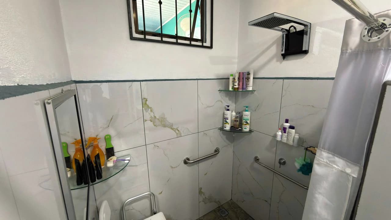 Countryside House For Sale in San Pedro - photo 7
