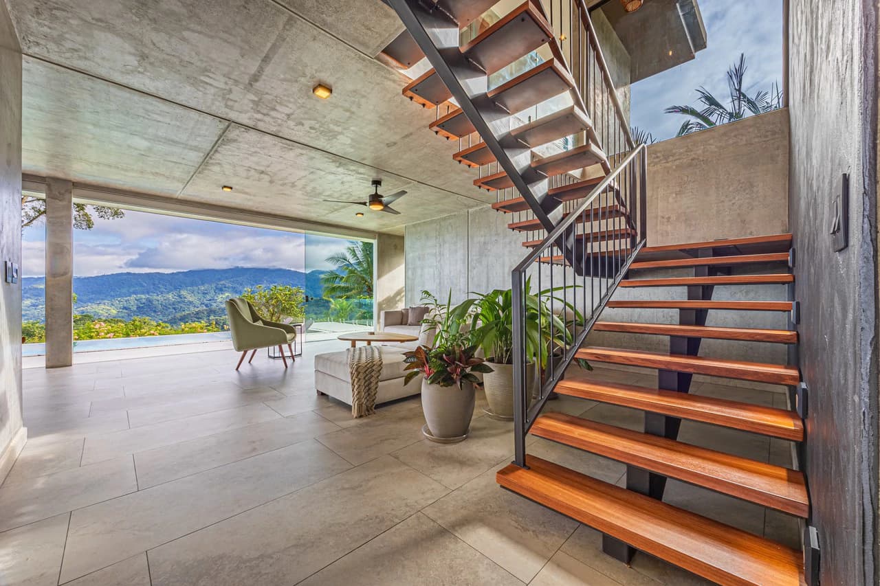 A True Estate Beyond Compare, Ocean Views For Miles: Mountain House For Sale in Uvita - photo 52