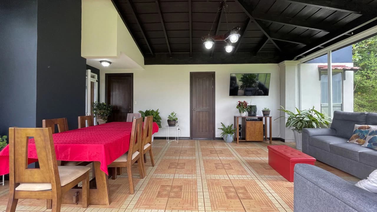 House for sale with large lots Grecia- San Isidro - photo 17