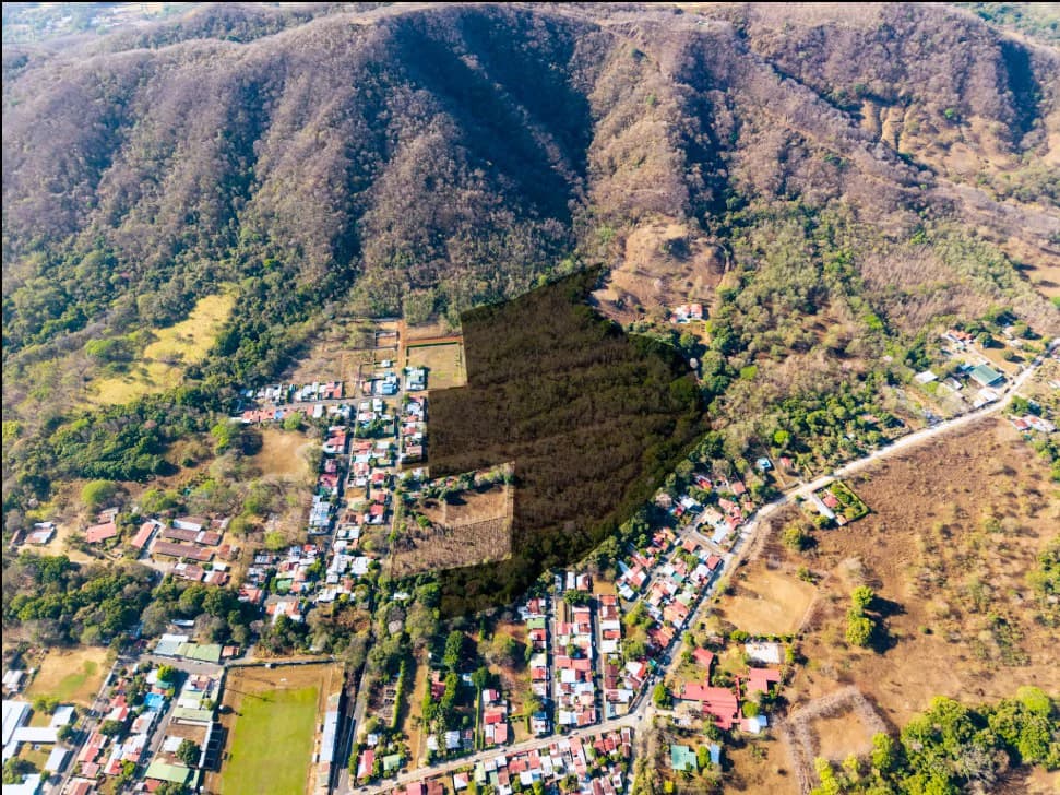 Discover Your Dream Farm on 4.2 Hectares in Costa Rica - photo 4