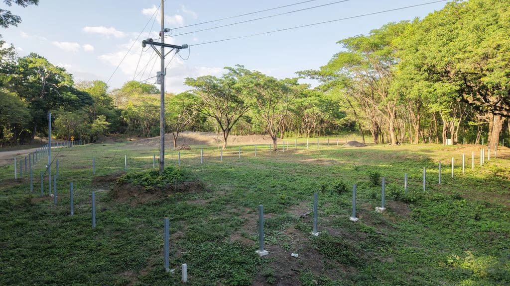 Manantial Lote: Lot Ready-To-Built Project - photo 2