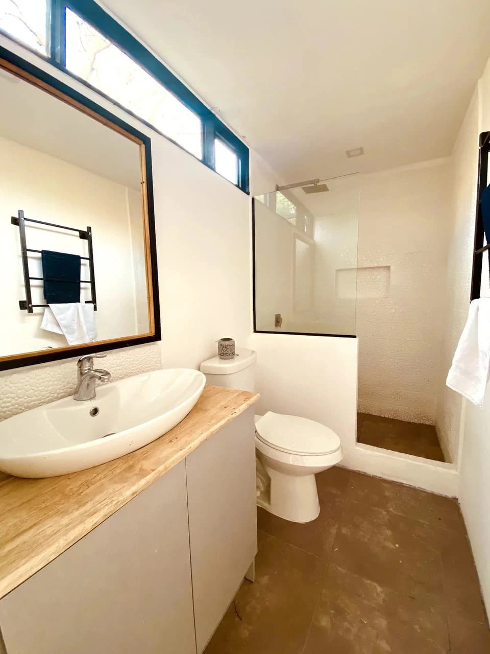 Income Villas: Hilltop INCOME PRODUCING Villa Investment with Pacific Ocean Views! - photo 8