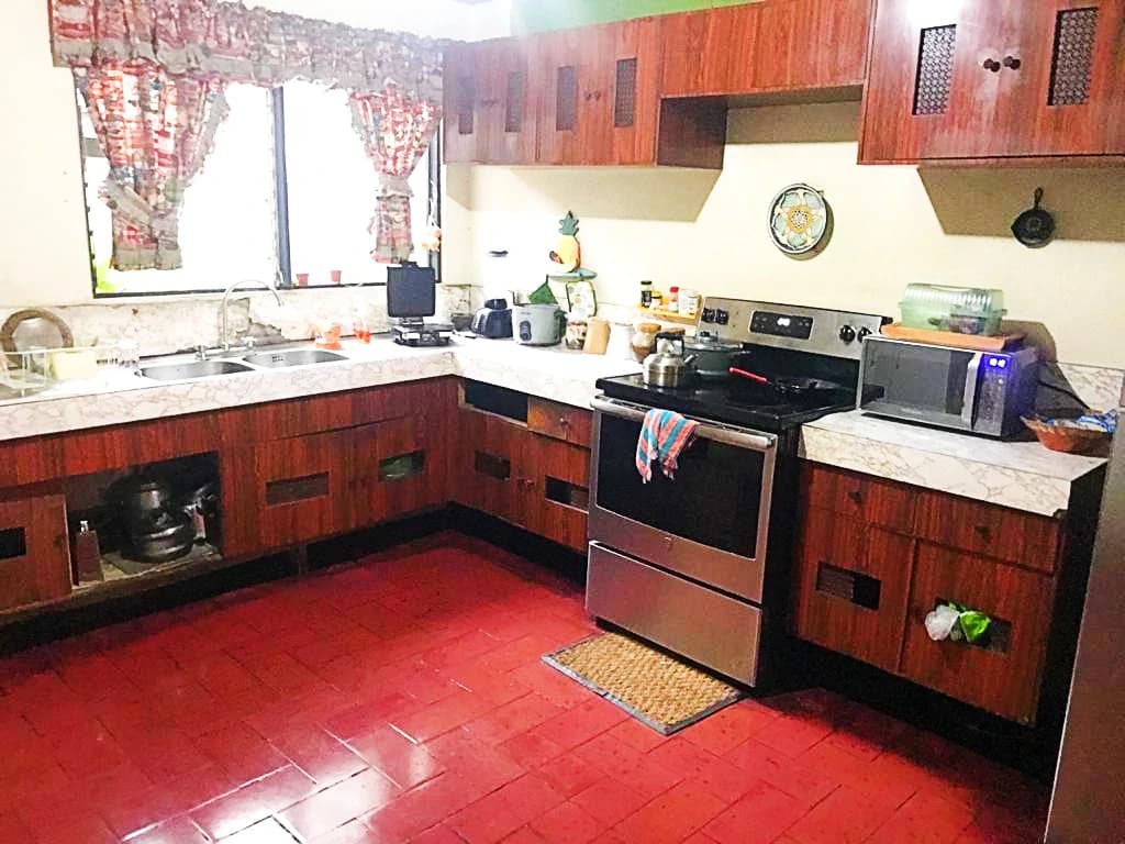 Independent 4 Bedroom House for Sale on Calle Ancha de Pavas San José Costa Rica - photo 4