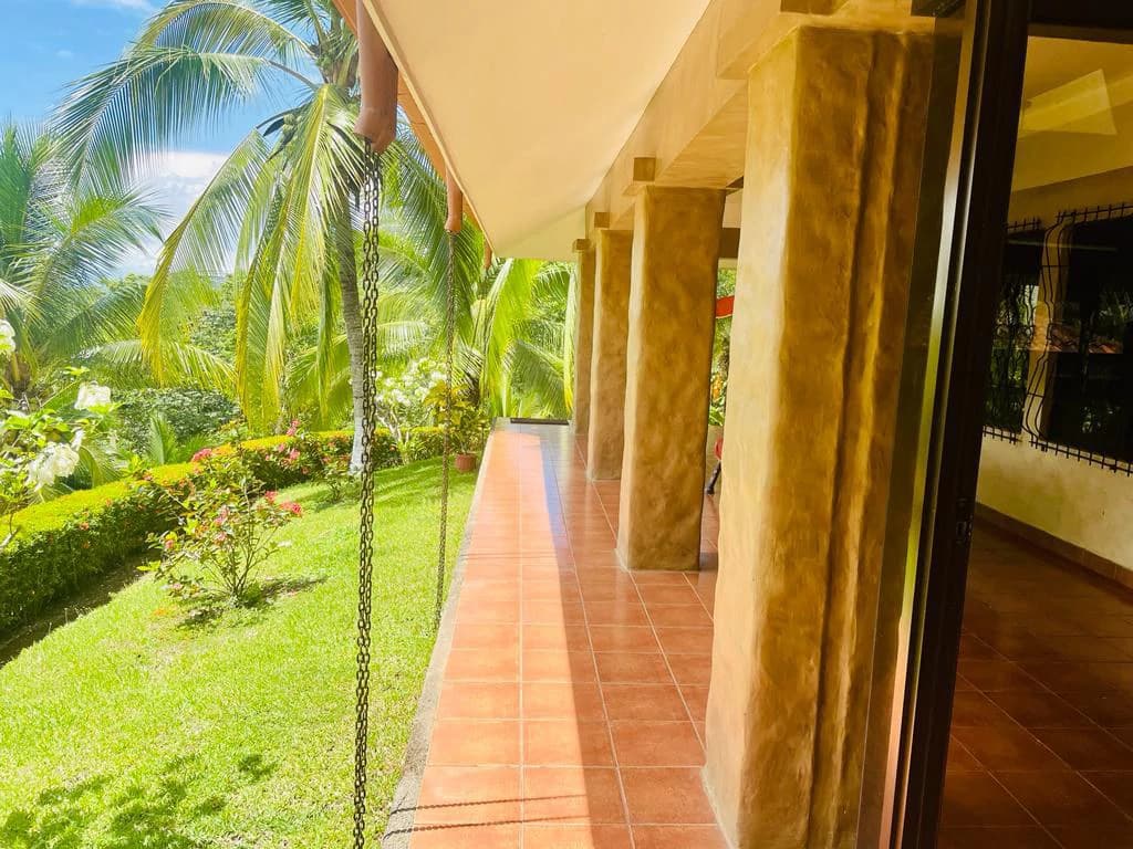 3 houses for sale with ocean views, gardens and mountains Orotina Costa Rica - photo 17