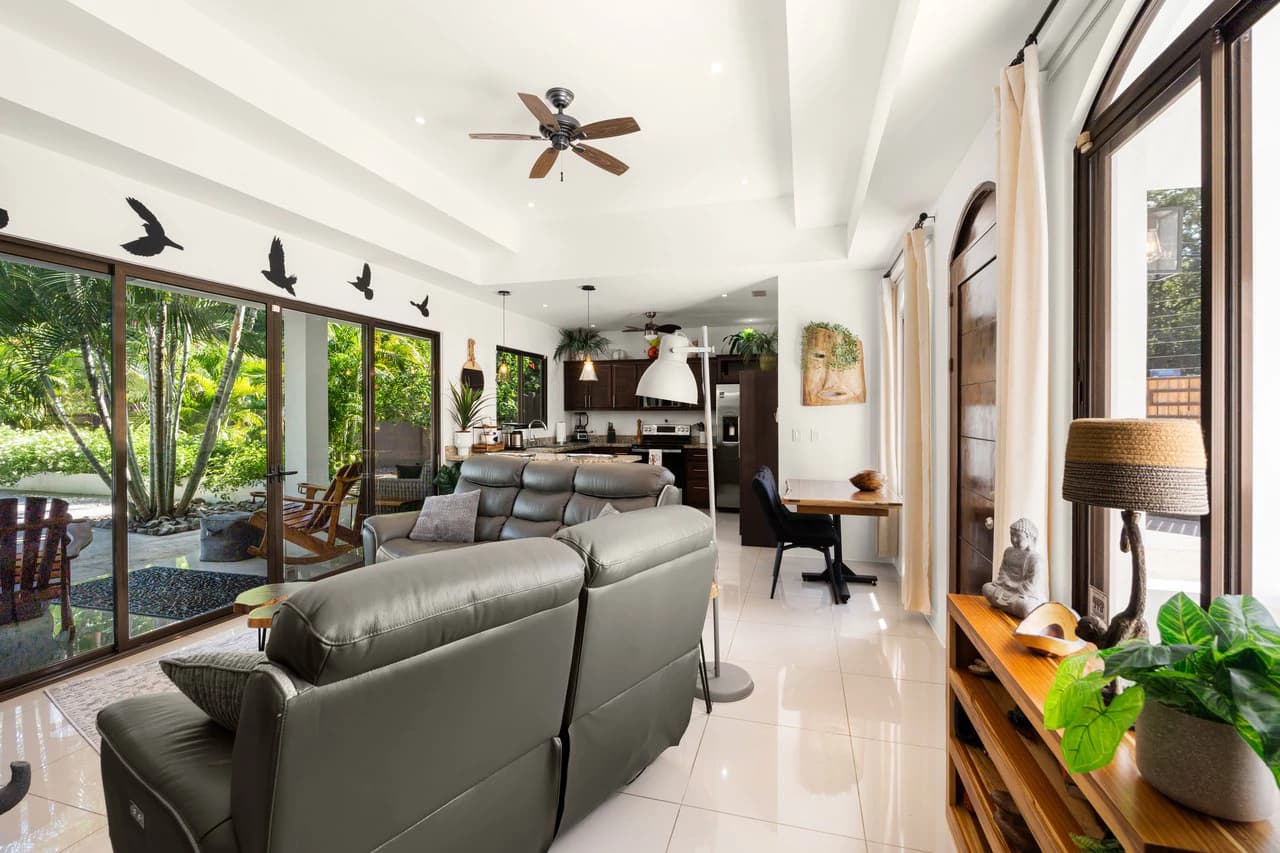Casa Suerte: Modern 2-Bedroom Tropical Home with Pool Near Playa Potrero and Flamingo Marina - photo 3