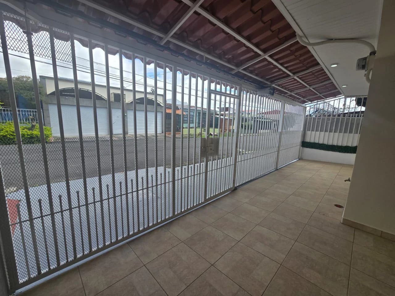 House for Sale in Tibás, San José - photo 2