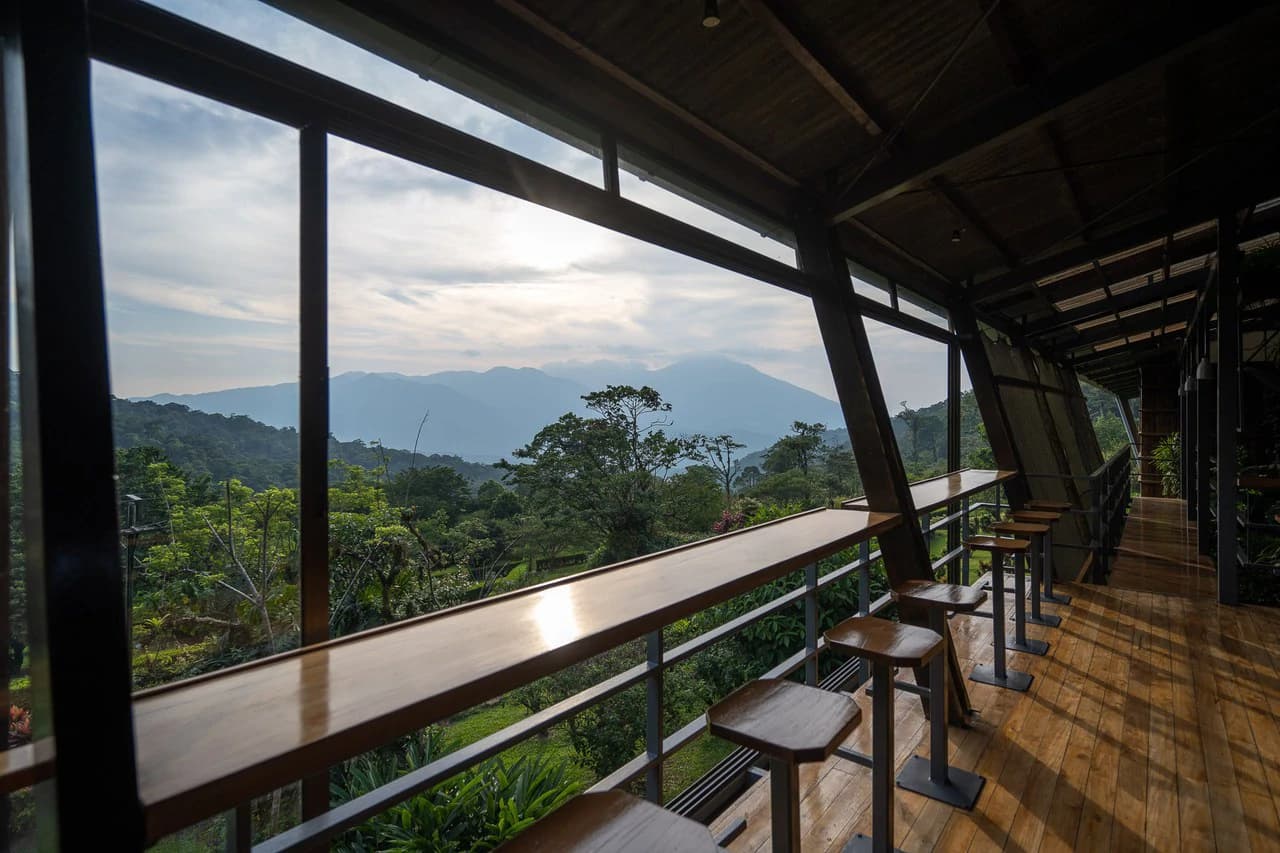 Celeste Mountain Lodge: Mountain Hotel/Resort/Hostel For Sale in Bijagua - photo 80