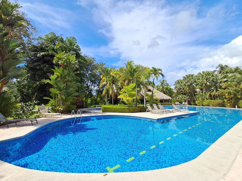 Casa Luz: Brand-New Home in the Gated Community of Loma Verde - Carrillo - photo 10
