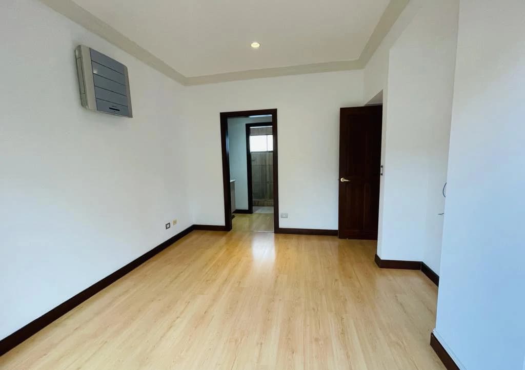 Sale of Apartment in Brasil de Mora San José Costa Rica - photo 14