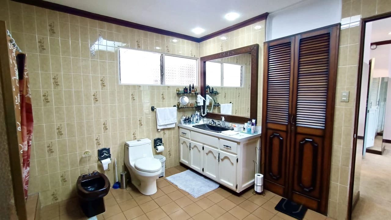 Luxury home in Rohrmoser, San Jose, Costa Rica - photo 48