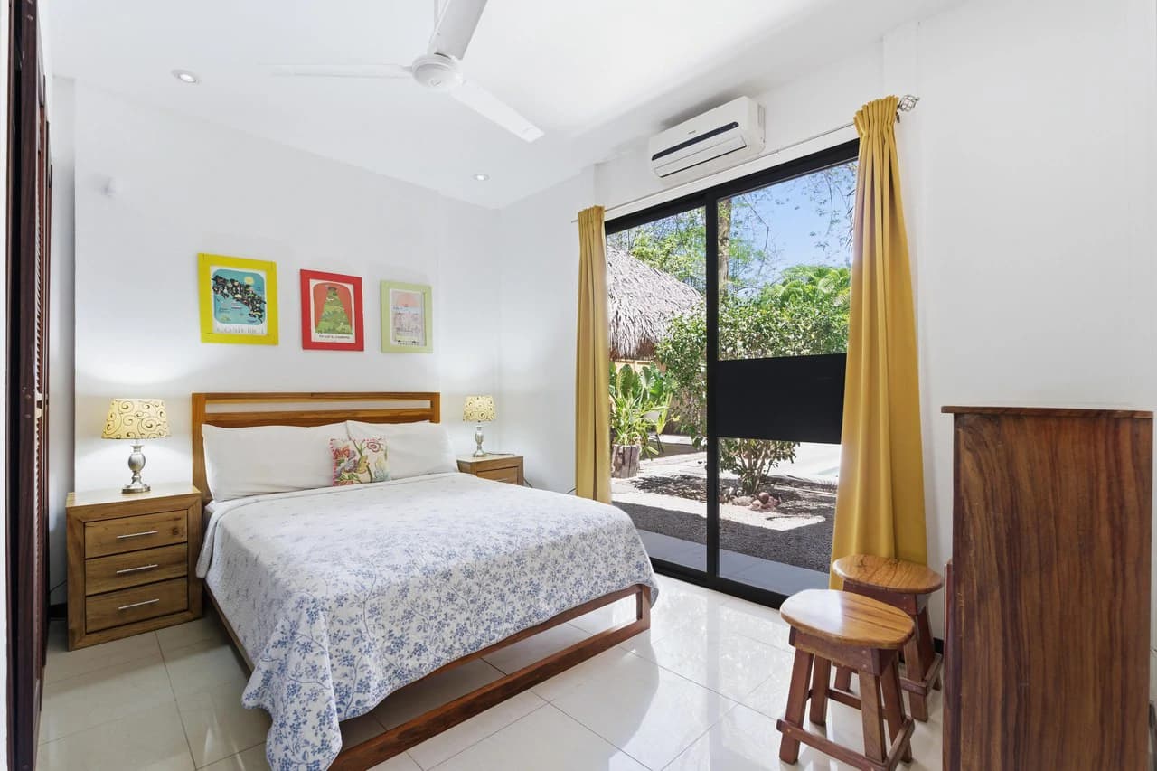 Casa Plumeria: Tropical 4-Bedroom Retreat with Pool Just Steps to Potrero Beach - photo 11