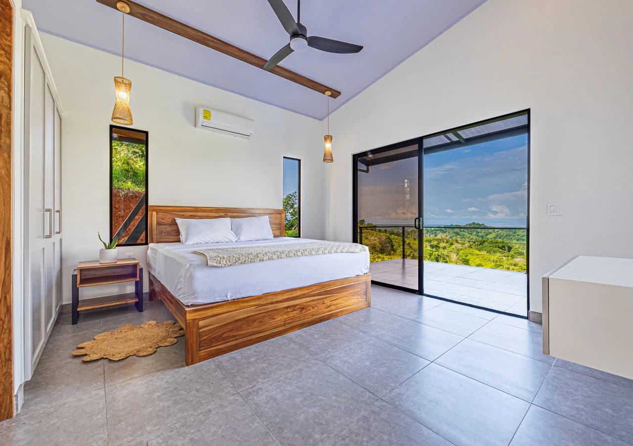 CHONTALES NEW VILLA WITH PANORAMIC OCEAN AND MOUNTAINS VIEWS: Mountain Villa For Sale in Ojochal - photo 32