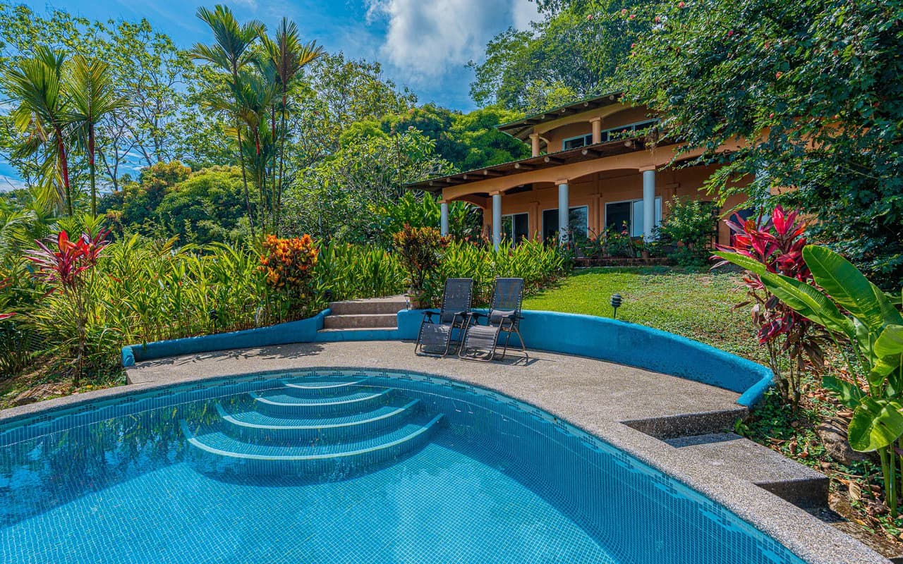Whale's Tail Ocean View Estate with Extra Lot in Between Uvita and Dominical - photo 4