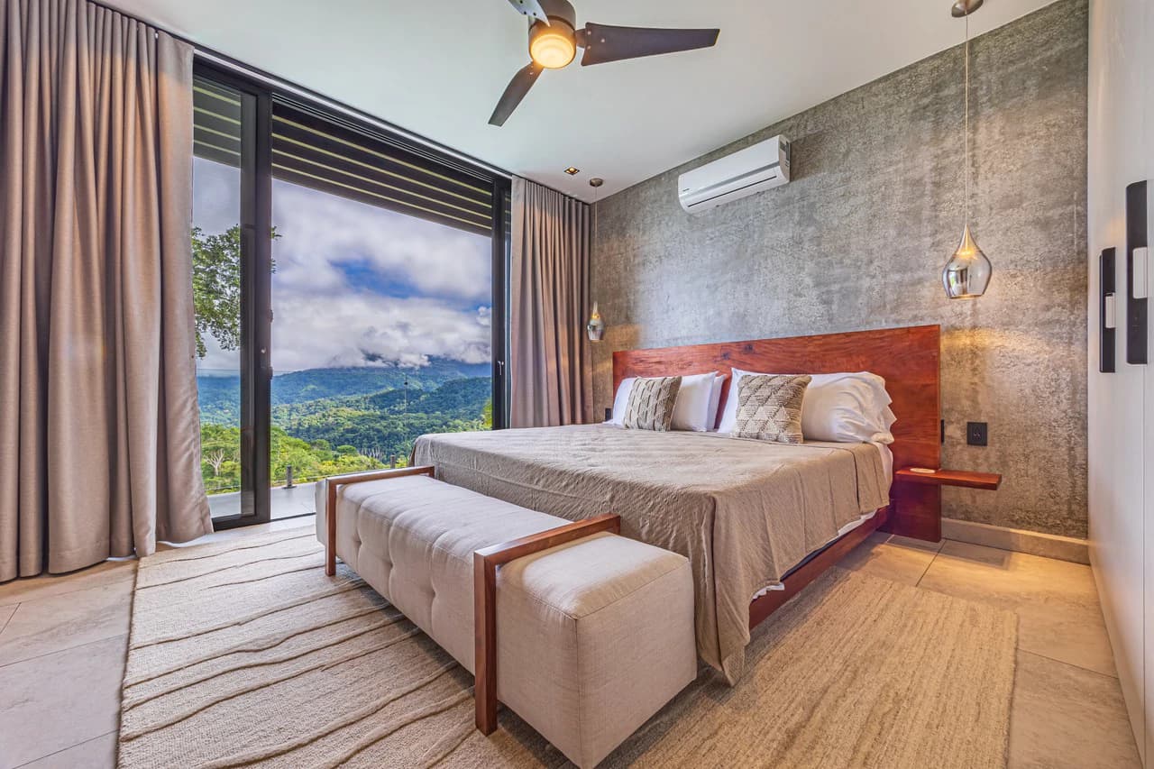 A True Estate Beyond Compare, Ocean Views For Miles: Mountain House For Sale in Uvita - photo 61