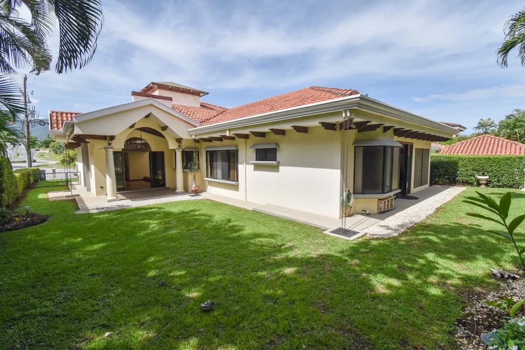House For Sale in Pozos - photo 34