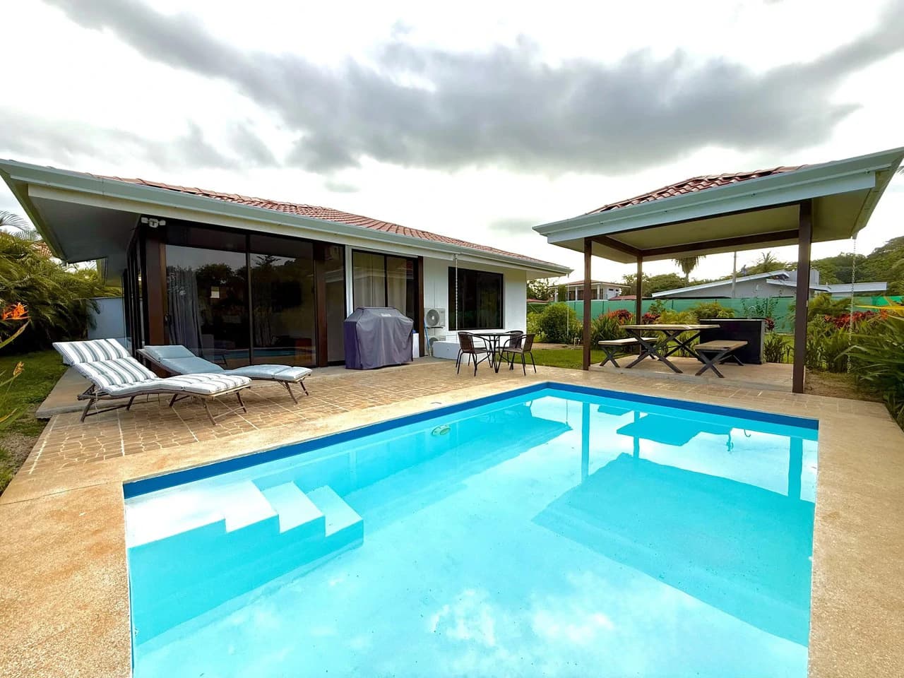 $399,000 USD VILLA HELICONIA: $499,000 USD Villas Del Mar, (near Tango Mar Resort, beach, golf, restaurants and waterfall) - photo 2