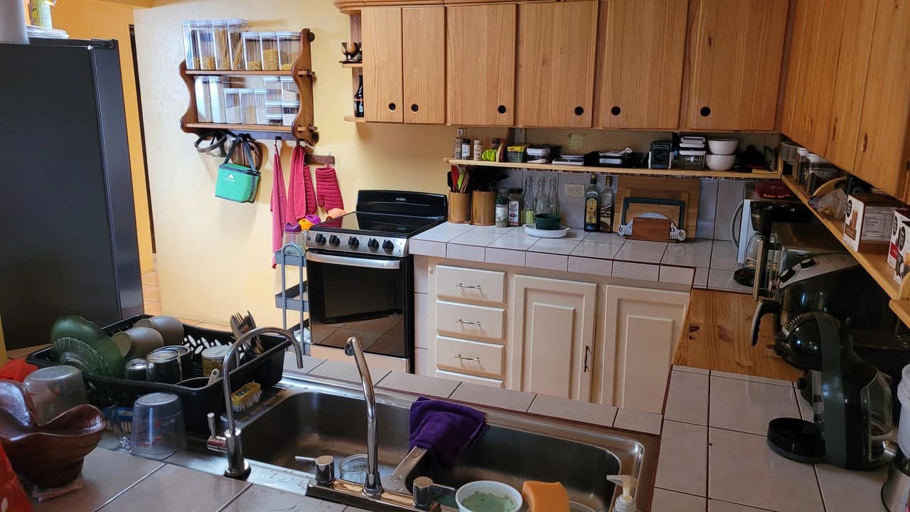 Charming Home Near San Isidro Prime Location! - photo 17