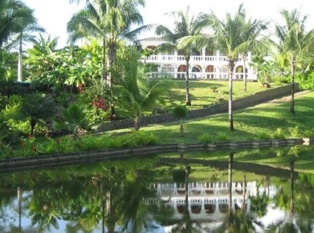 Quebrada Estate: A Stunning Luxury Home - photo 2