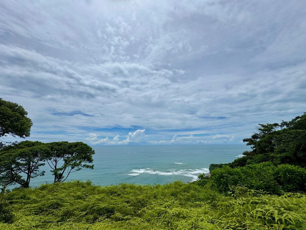 1.65 ACRES – Amazing Sunset Ocean View Property With Huge Building Area, Great Access, Perfect For a Hotel Or Estate!!! - photo 2