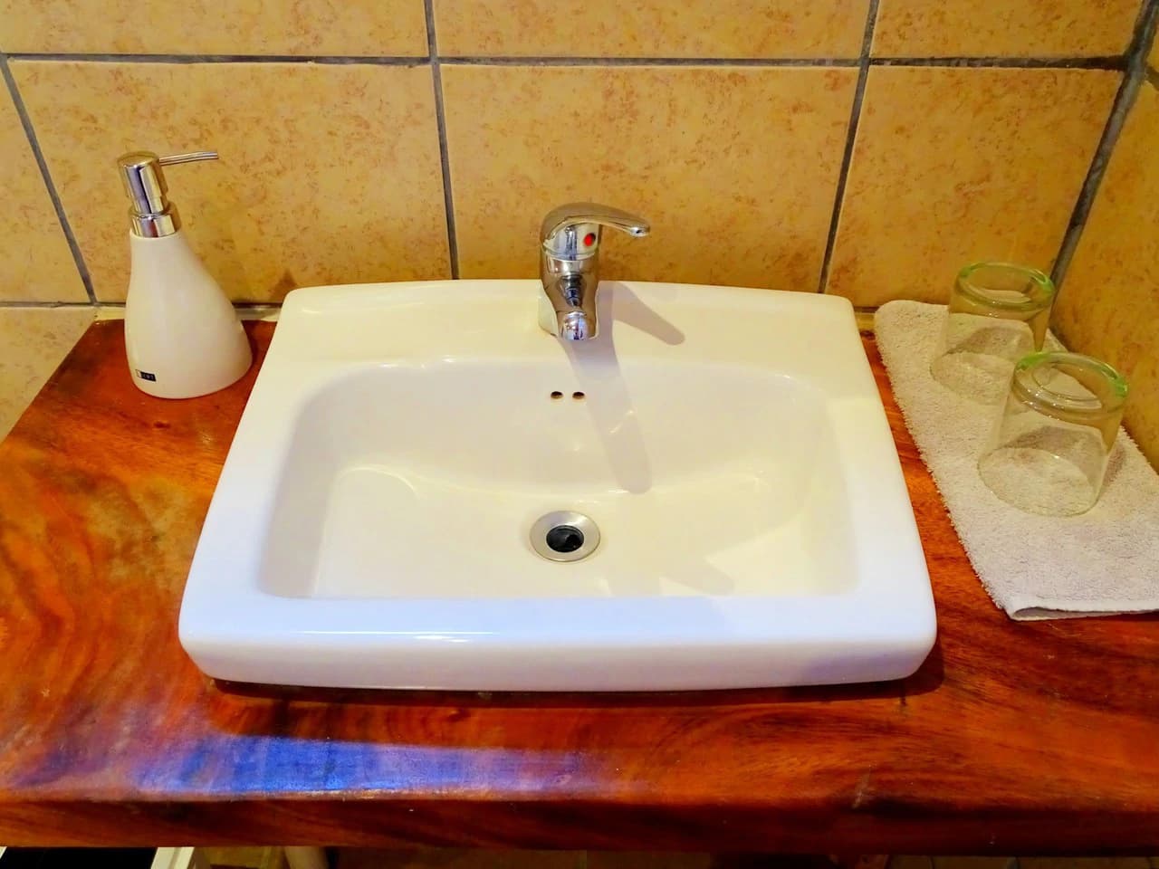 Unique Hotel in Monteverde. Cerro Plano.: Established 11-Room Hotel with Apartments in Monteverde – Prime Location & Proven Track Record - photo 33