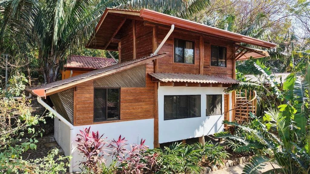 Casa Jungle Tree: Tropical Living with Pool & Expansion | Ready to enjoy the Pura Vida Lifestyle! - photo 2