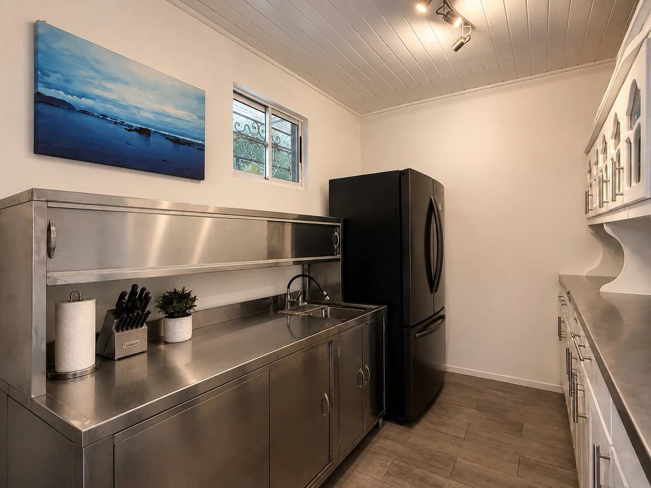 Casa Hermosa: Commercial & Residential Property for Sale in Santa Teresa, Costa Rica $575,000 USD - photo 11