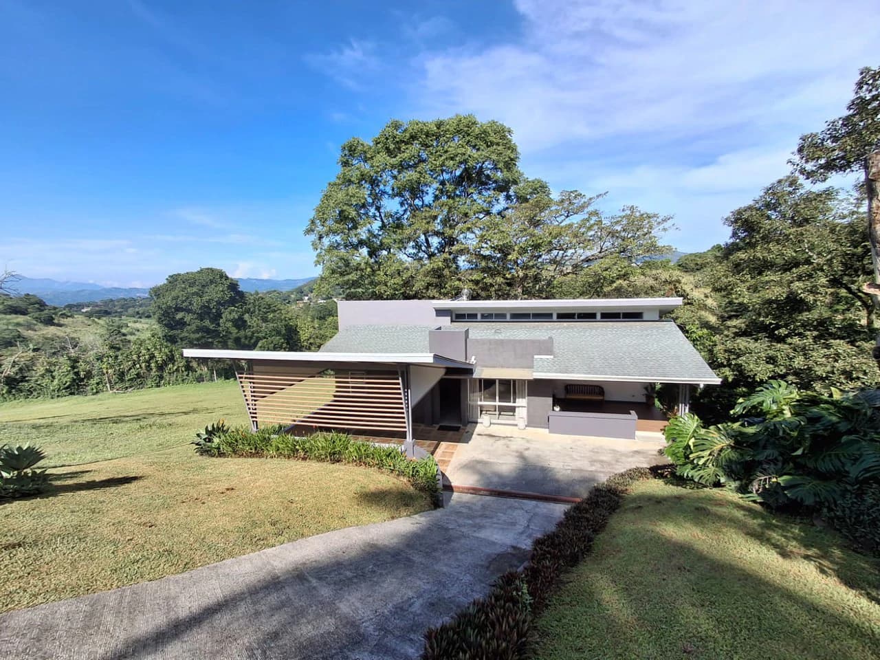 Casa Hacienda: REDUCED $30K! Modern single level in Prestigious Hacienda del Paseo - photo 4