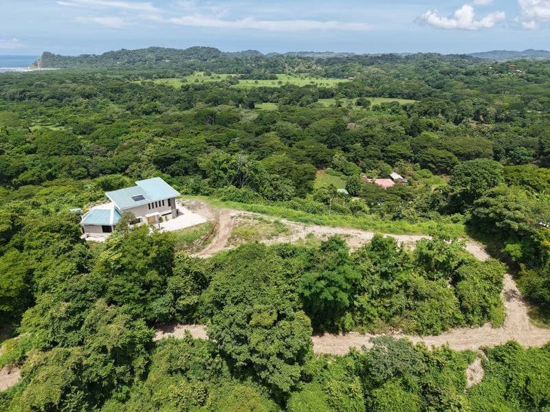 Villa Buena Vista y Lote Linda Vista: Exceptional 2.8-Acre Estate with Luxury 4-Bedroom Home, Panoramic Views, and Expansion Lot, Just Minutes from Samara - photo 31