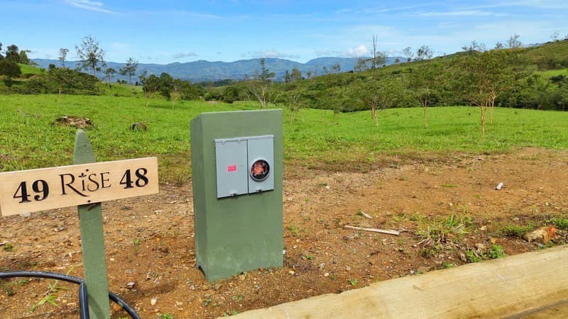 lote 48 RISE: BEAUTIFUL LOT FOR SALE IN THE HEART OF RISE COSTA RICA WITH CREEK (63,475 SQFT)