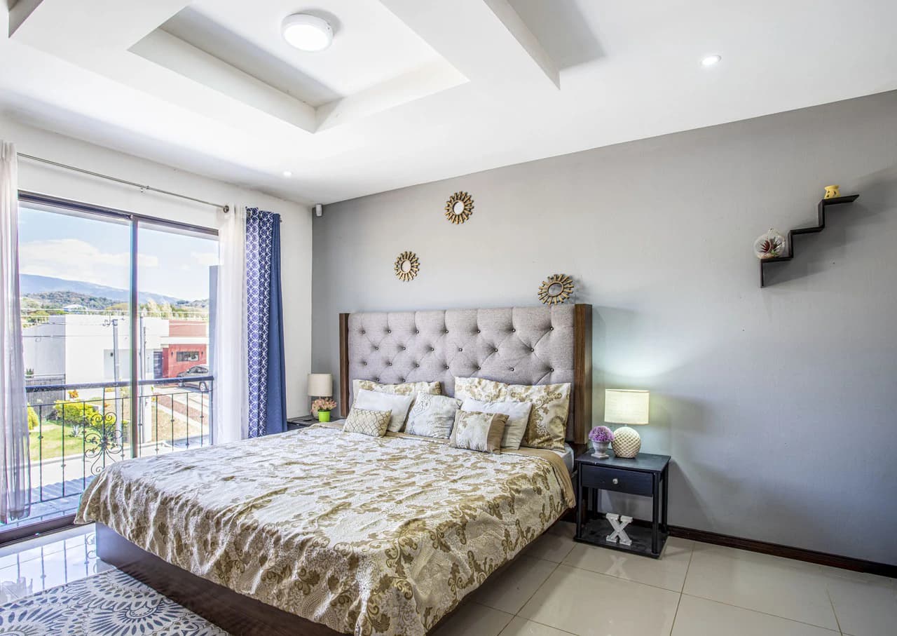 2-level house for sale in condominium - photo 12