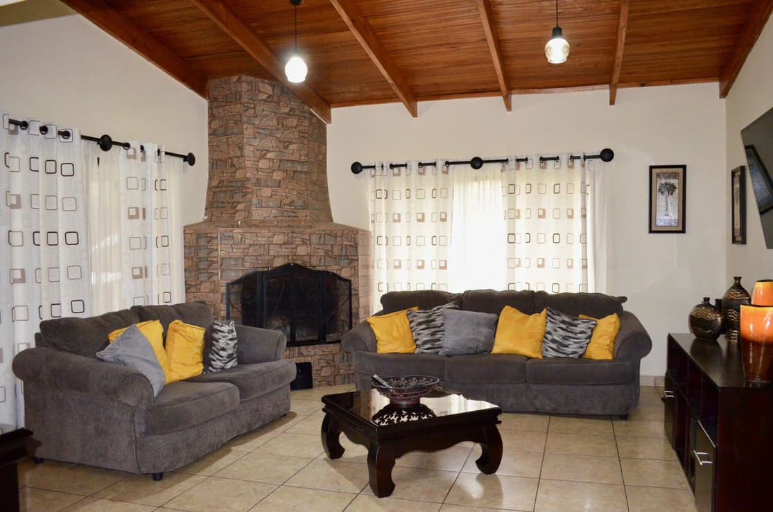 Residencial El Castillo: Property for sale with 2 houses and 3400 sqm2 of land - photo 10