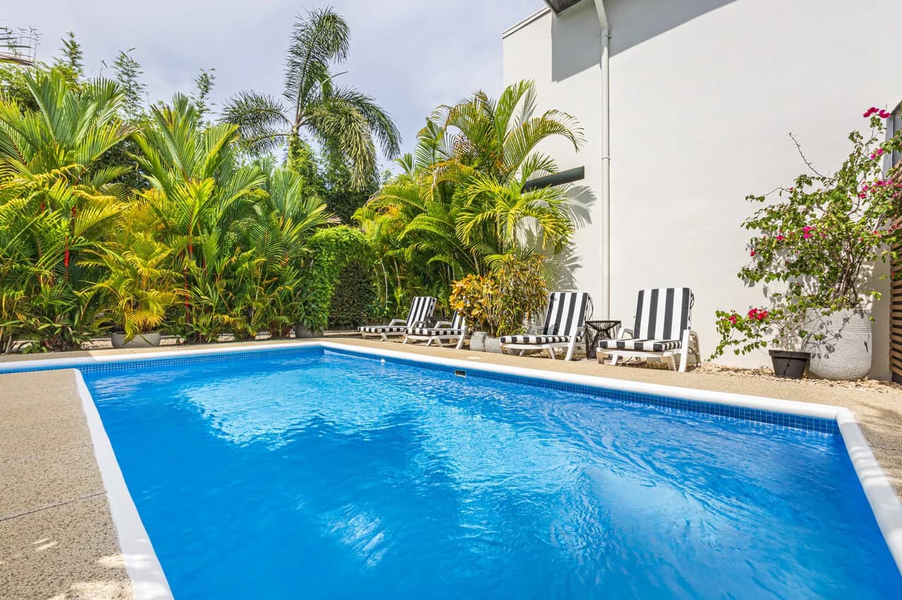5 Out Of 5 Star Hotel for sale! - photo 37