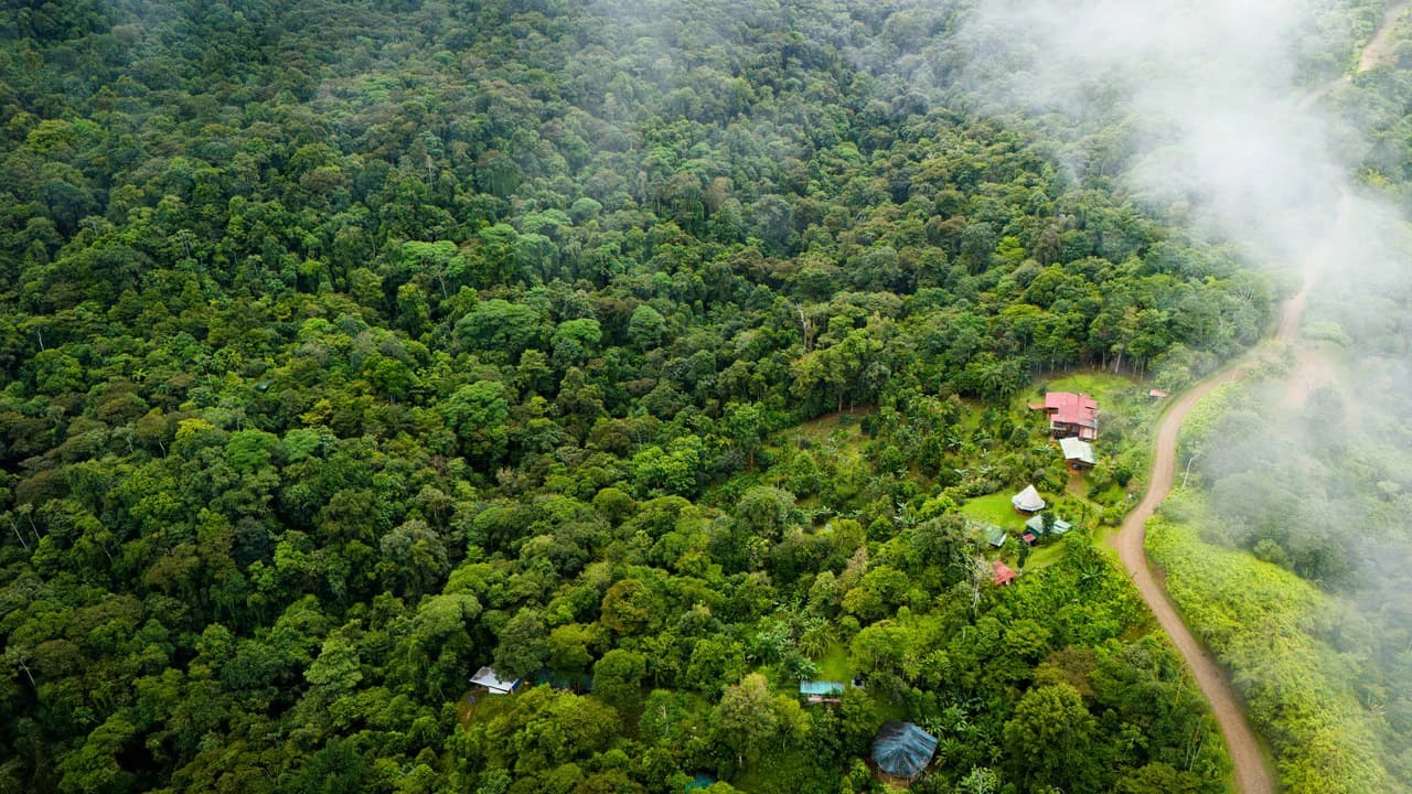 Riverfront Sanctuary with Breathtaking Views of Diamante Waterfalls - photo 28