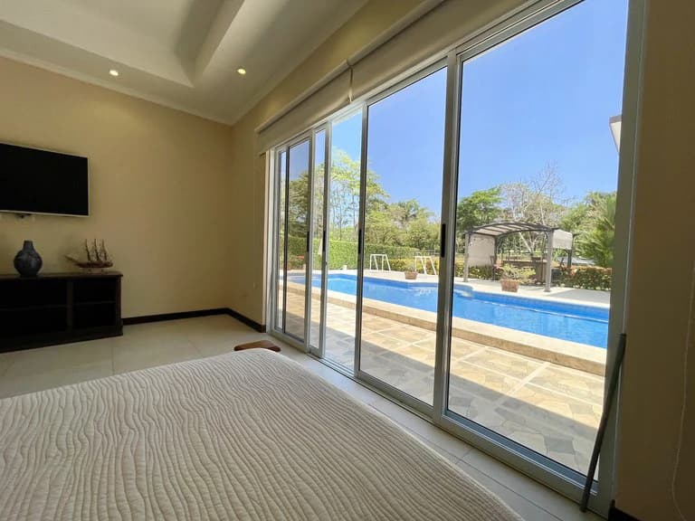 Casa Eight: Beach is my style! Playa Bejuco, Puntarenas, Costa del Sol. Fully Remodeled Tropical Sanctuary - photo 4