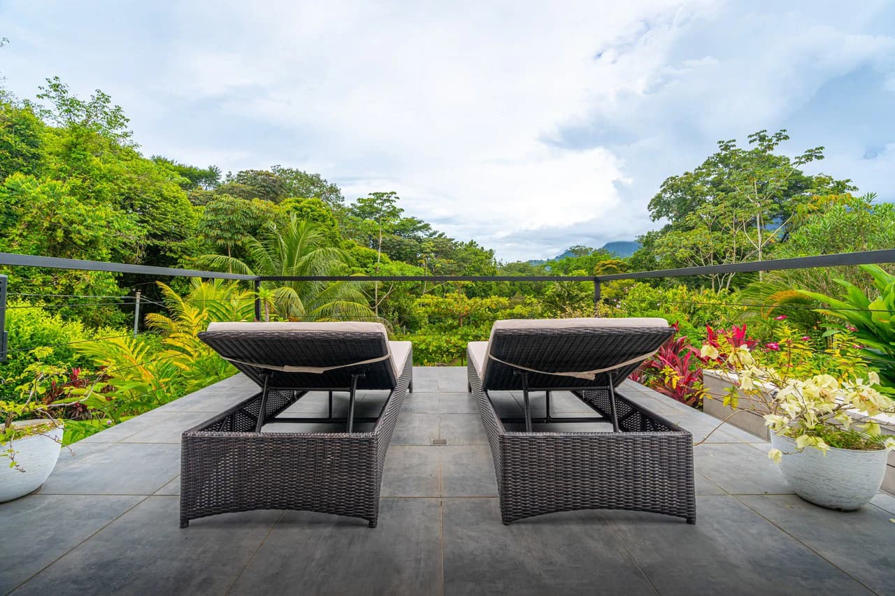 Outstanding Garden Treasure in Ojochal, Modern 4 bedroom on 1 acre - photo 17