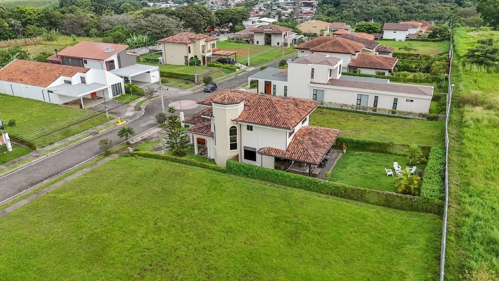 Terreno de 517m2 en Condominio Los Castillos, La Guácima: Home Construction Site For Sale in La Guácima - photo 7