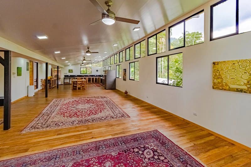 Casa San Pedrito: Beautiful house for sale in San Pedrito,(1,3hect) Perez Zeledon