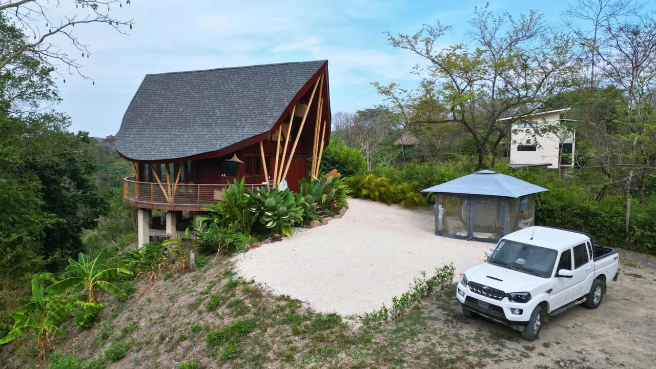 Cabaña santa teresa: Mountain and Near the Coast House For Sale in Santa Teresa